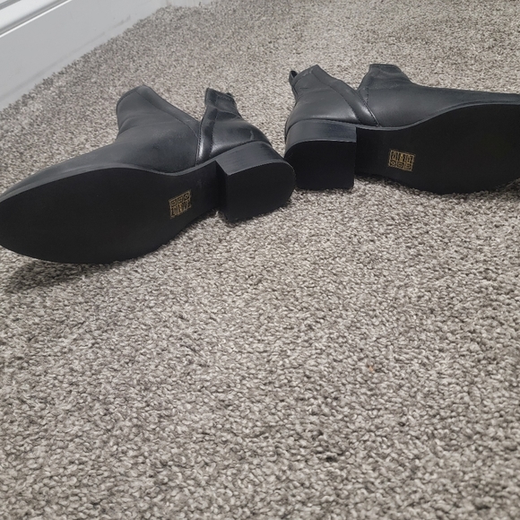 Oriley booties - Picture 6 of 6